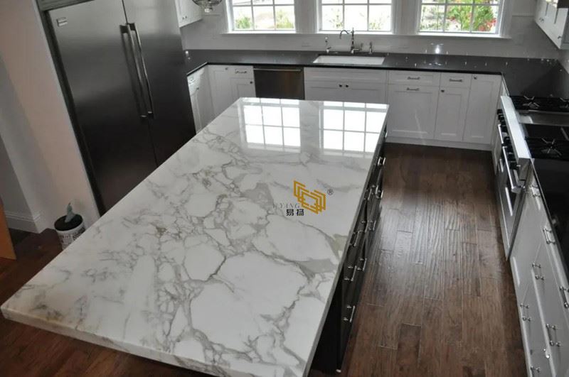 Natural calacatta white marble for kitchen countertop 01 Natural calacatta white marble for kitchen countertop 01