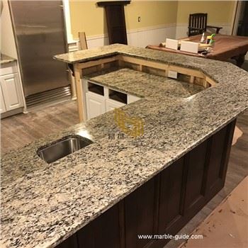 Santa Cecilia Classic Granite Chav Ua Noj Countertop